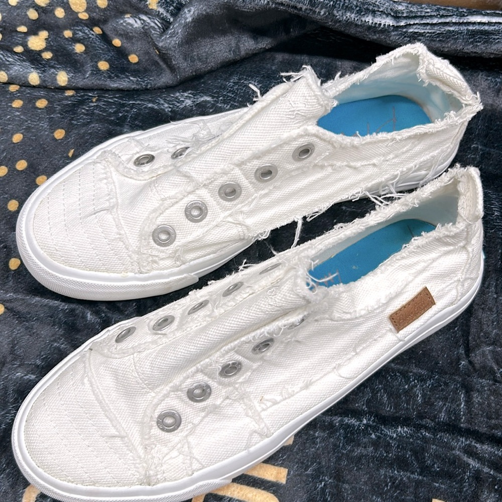 Blowfish slip on sneakers